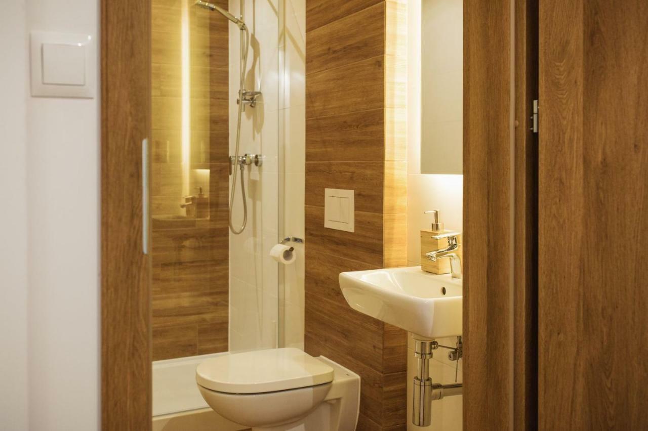 Apartamenty Szaron 250 M Do Kortow Tenisowych I Bulwarow Wislanych - Dream Apart Ustroń Exteriör bild