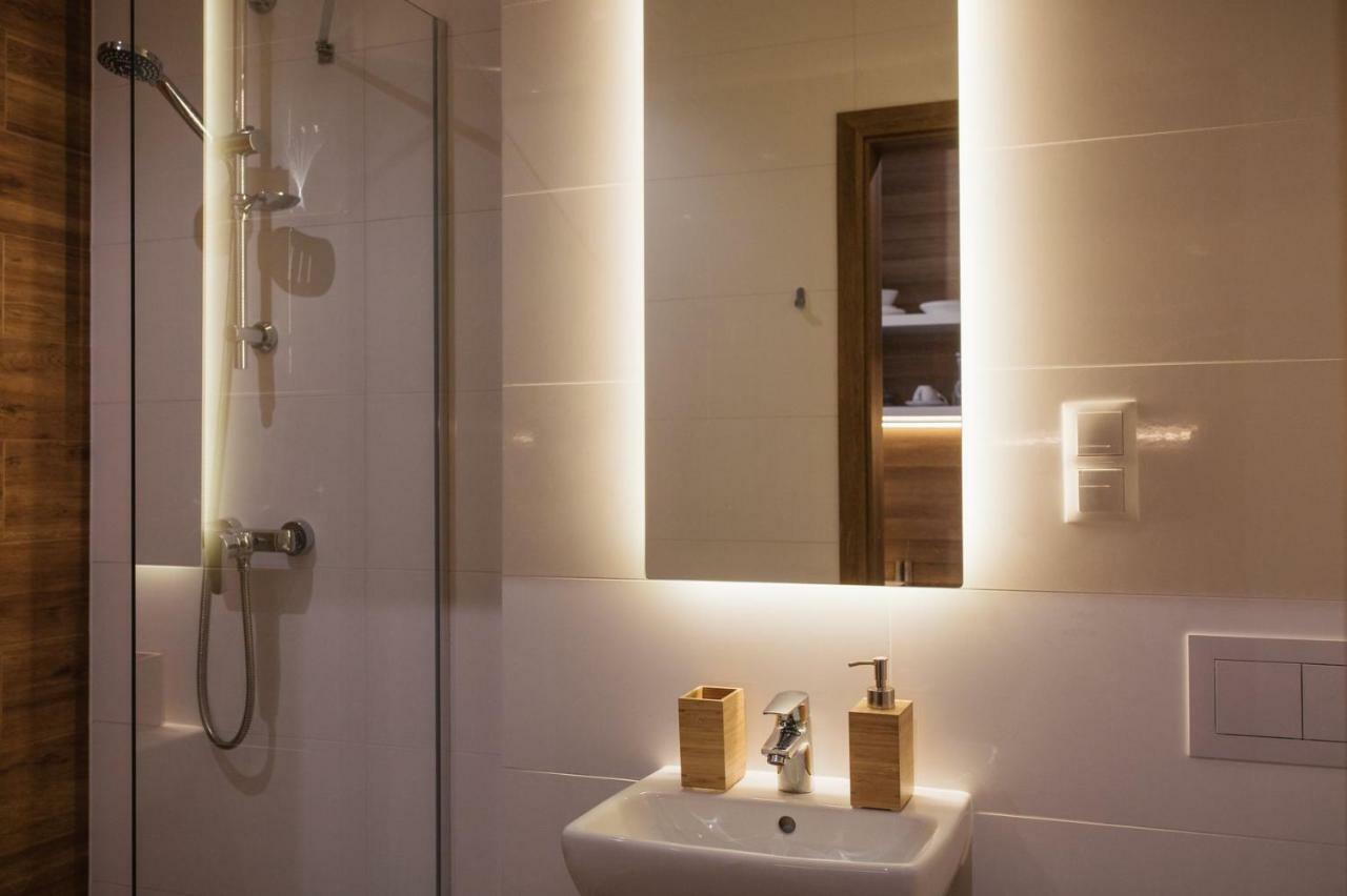 Apartamenty Szaron 250 M Do Kortow Tenisowych I Bulwarow Wislanych - Dream Apart Ustroń Exteriör bild