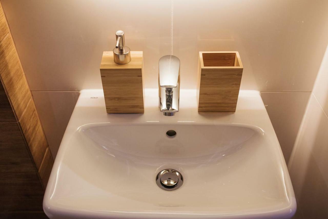 Apartamenty Szaron 250 M Do Kortow Tenisowych I Bulwarow Wislanych - Dream Apart Ustroń Exteriör bild
